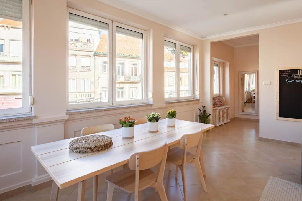 Charming 120M² In Historic Center Apartment Ламего Екстериор снимка